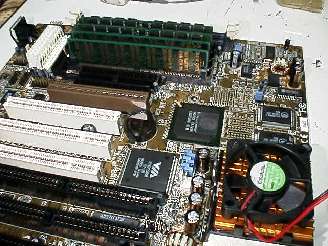16M2本と8M2本で48MB